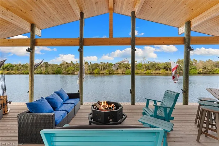 620 Fort Thompson Ave, Labelle, Florida 33935