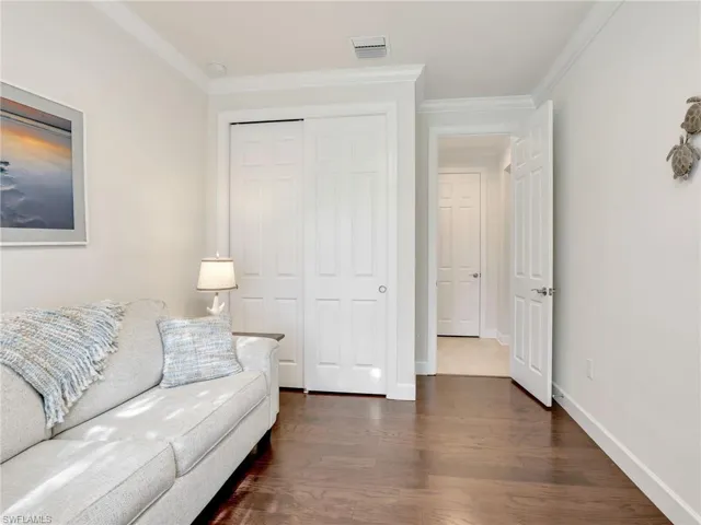 Bedroom or Flex Space