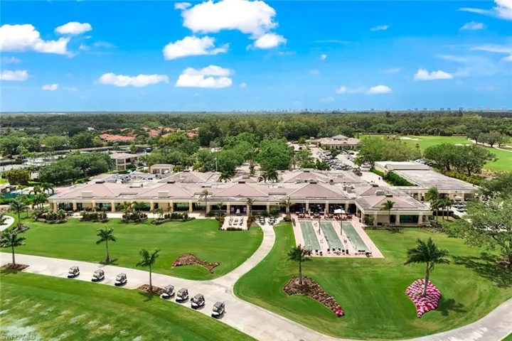 6240  Reserve  CIR, Naples, FL 34119