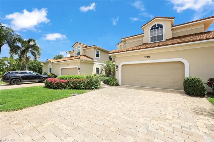 6240  Reserve  CIR, Naples, FL 34119