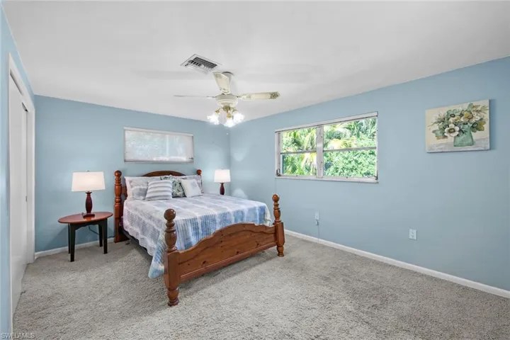 16.9 X 14.5 bedroom