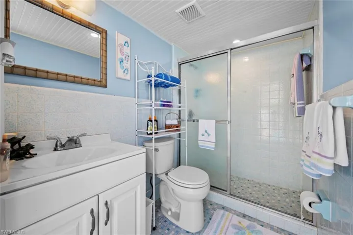 Pool Bath with Shower