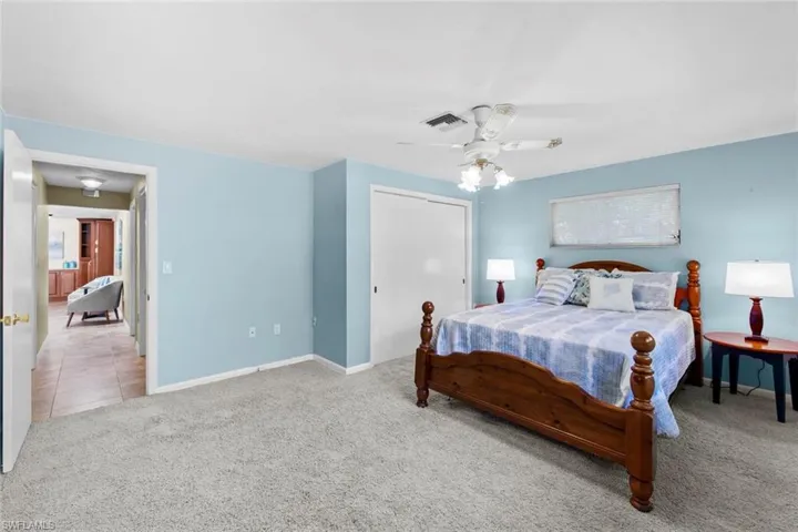 Spacious bedroom with lots of natural lighting