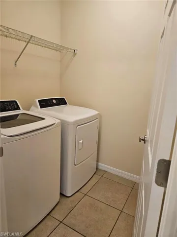 10517  Canal Brook  LN, Lehigh Acres, FL 33936