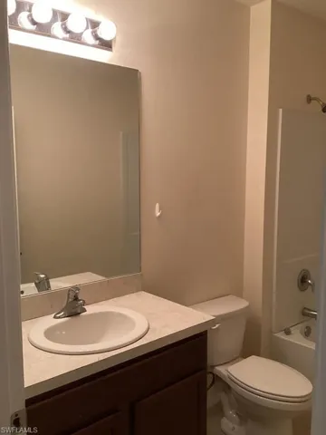 10517  Canal Brook  LN, Lehigh Acres, FL 33936