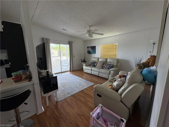 196 Oceans Blvd 196, Naples, Florida 34104
