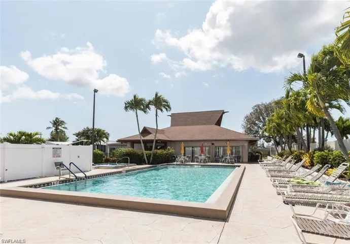 196 Oceans Blvd 196, Naples, Florida 34104