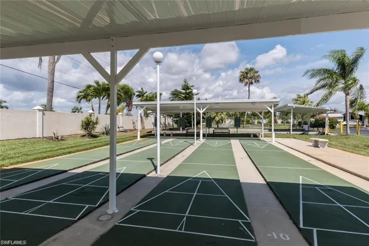 196 Oceans Blvd 196, Naples, Florida 34104
