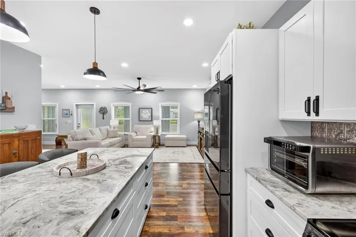 3824 Helms Ct, Fort Myers, Florida 33905