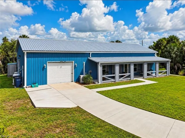 3824 Helms Ct, Fort Myers, Florida 33905