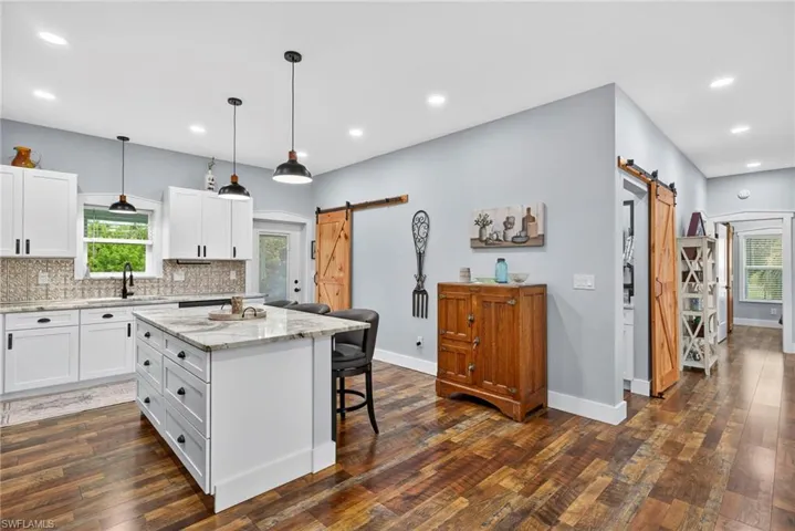 3824 Helms Ct, Fort Myers, Florida 33905