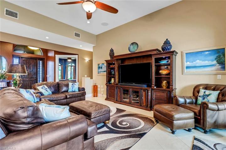 2613 SW 22nd PL, CAPE CORAL FL 33914