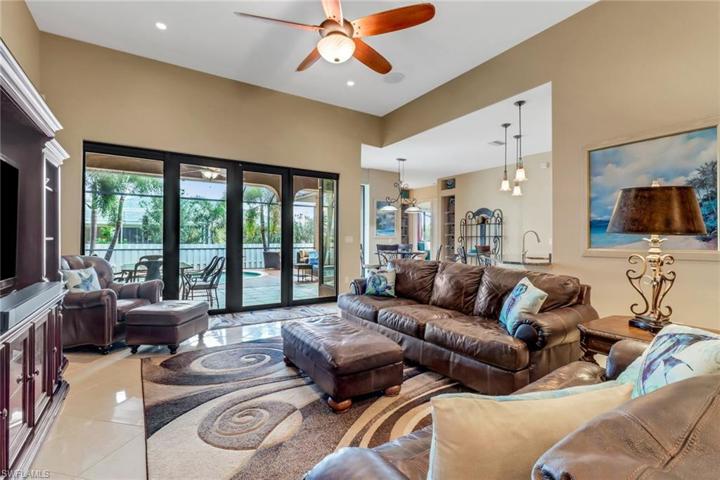 2613 SW 22nd PL, CAPE CORAL FL 33914