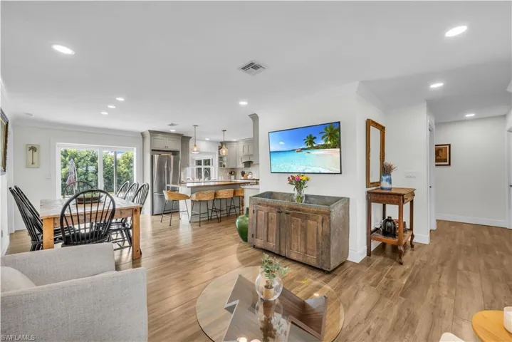 5541  Amoroso  DR, Fort Myers, FL 33919