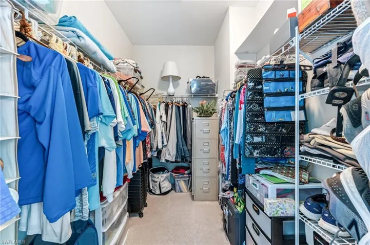 walk in closet