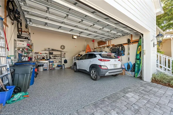 OVERSIZED GARAGE WITH STORAGE