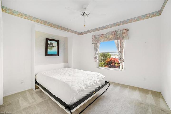 10969 Phoenix WAY, NAPLES FL 34119