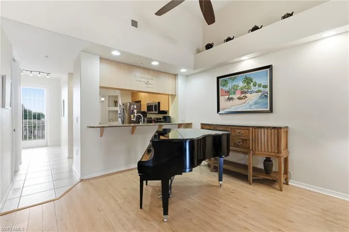 1133 Van Loon Commons Cir 302, Cape Coral, Florida 33909