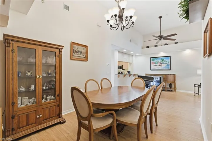 Spacious Dining Area