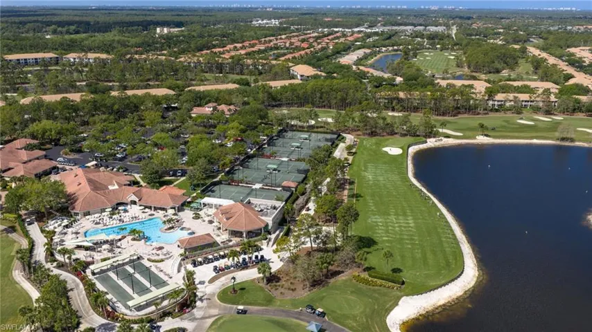 8259 Parkstone Pl 106, Naples, Florida 34120