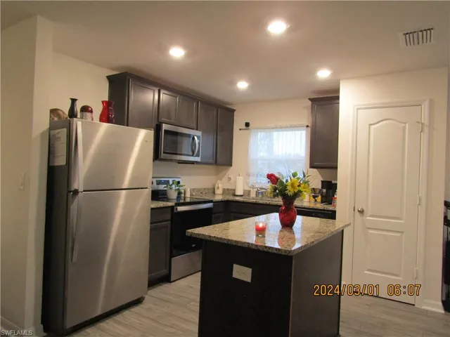 Kitchen island