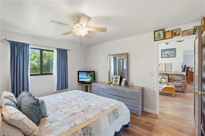 2501 SW 52nd  TER, Cape Coral, FL 33914