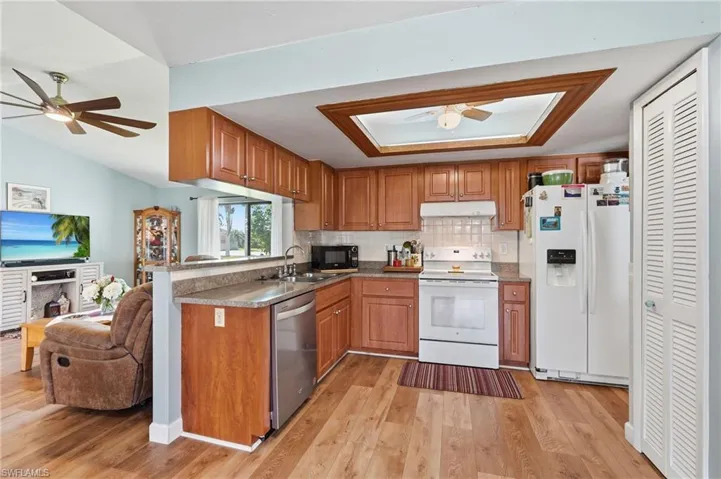 2501 SW 52nd  TER, Cape Coral, FL 33914