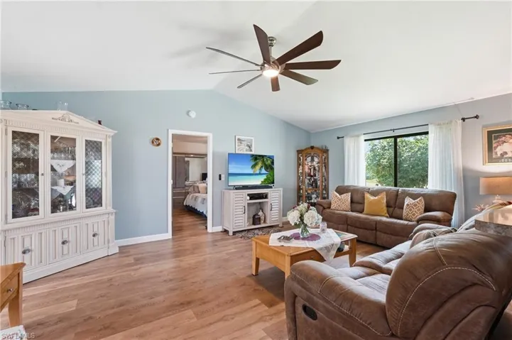 2501 SW 52nd  TER, Cape Coral, FL 33914