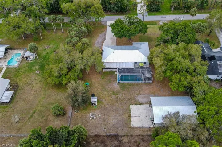 Drone / aerial view