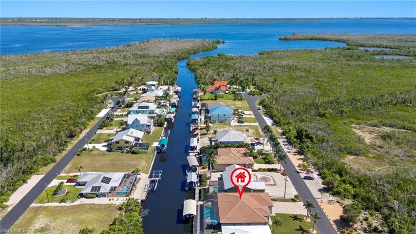 Incredible water access!