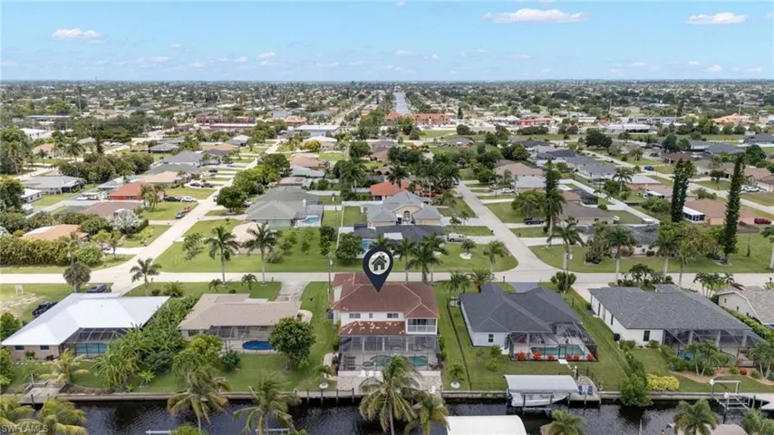2021 Se 17th Pl, Cape Coral, Florida 33990
