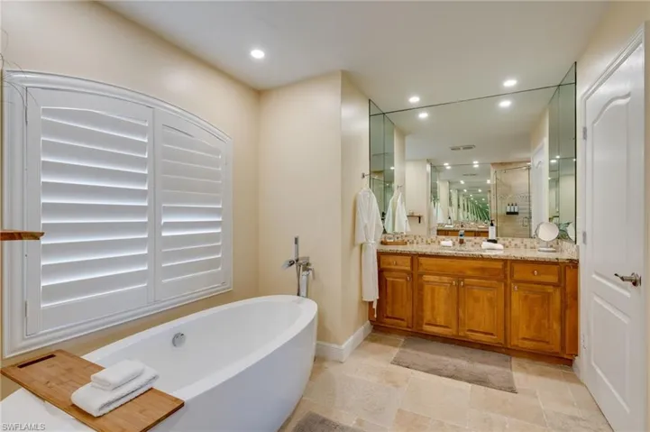 2021 Se 17th Pl, Cape Coral, Florida 33990