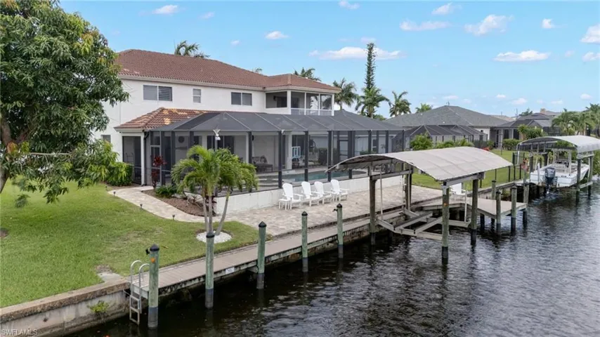2021 Se 17th Pl, Cape Coral, Florida 33990