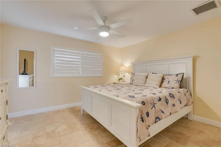 2021 Se 17th Pl, Cape Coral, Florida 33990