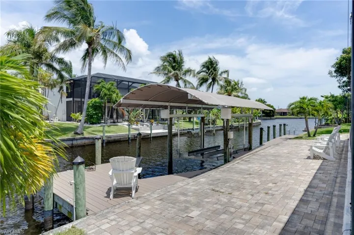 2021 Se 17th Pl, Cape Coral, Florida 33990