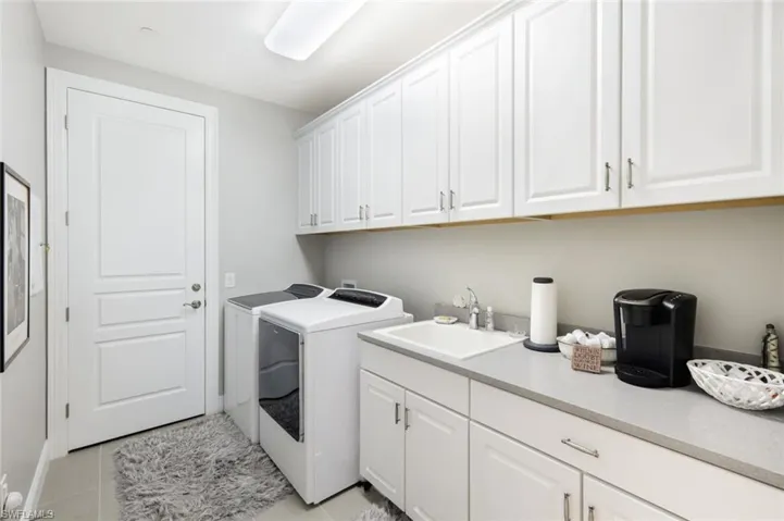 16445  Carrara  WAY, Naples, FL 34110