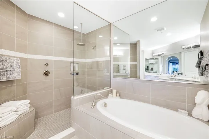 16445  Carrara  WAY, Naples, FL 34110