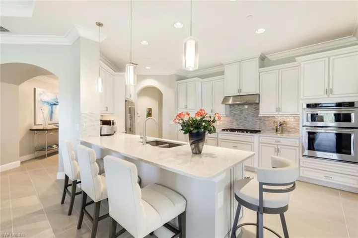 16445  Carrara  WAY, Naples, FL 34110