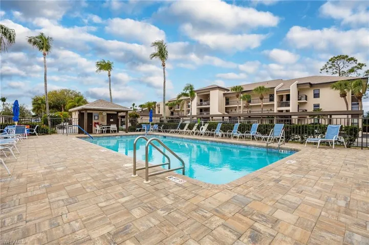 5865 Trailwinds Dr # 621, Fort Myers Fl 33907