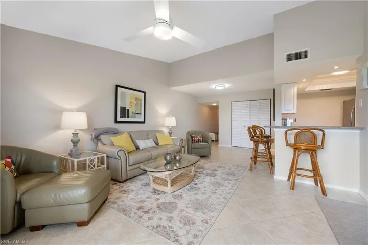 5865 Trailwinds Dr # 621, Fort Myers Fl 33907