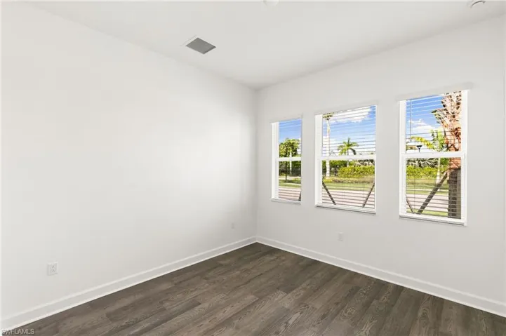 2924 Bloomfield Way, Other, Florida 34112