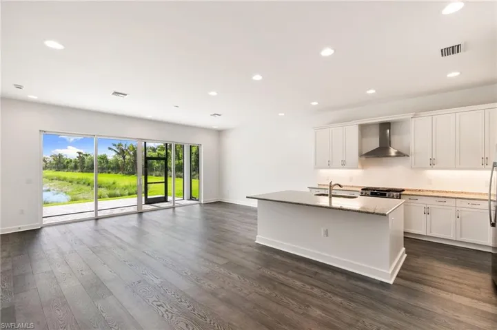 2924 Bloomfield Way, Other, Florida 34112