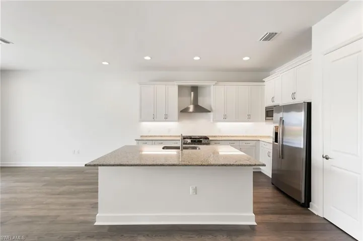 2924 Bloomfield Way, Other, Florida 34112