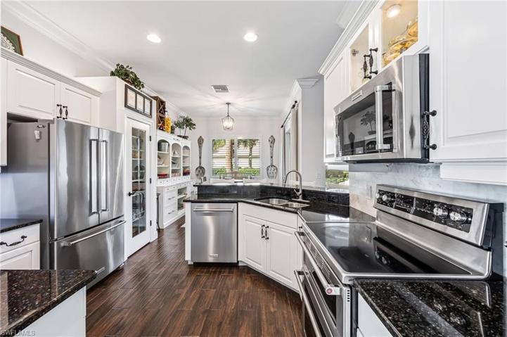 10234  Cobble Hill  RD, Bonita Springs, FL 34135
