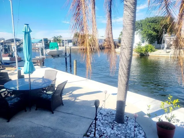 3814 Dewberry Ln, St. James City, Florida 33956