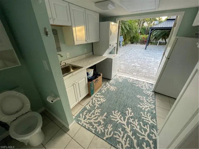 10095 Parkwood Dr, Fort Myers, Florida 33905