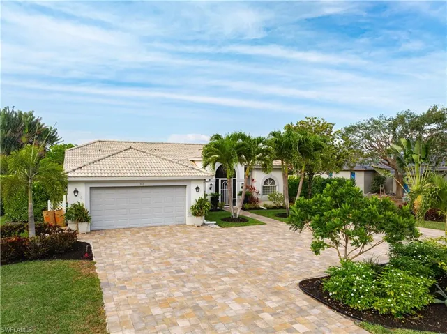 386  BELVILLE  BLVD, Naples, FL 34104