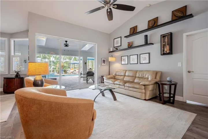 386  BELVILLE  BLVD, Naples, FL 34104