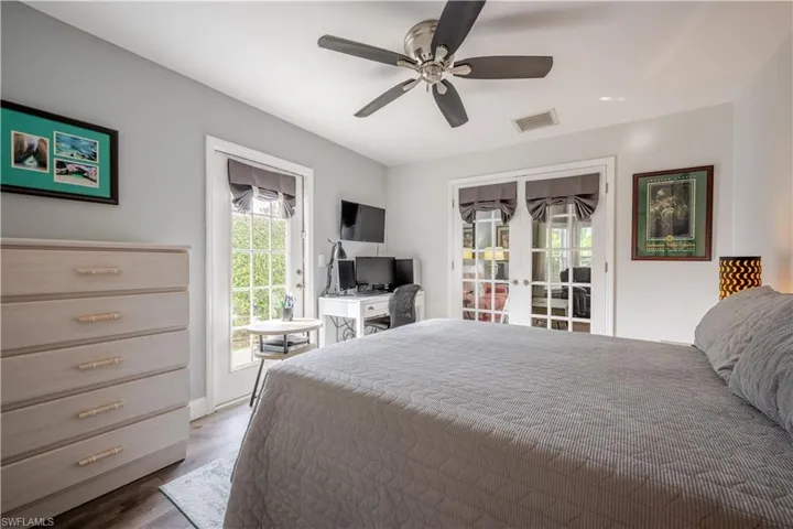 386  BELVILLE  BLVD, Naples, FL 34104