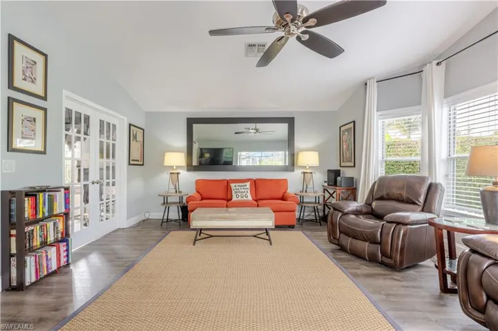 386  BELVILLE  BLVD, Naples, FL 34104